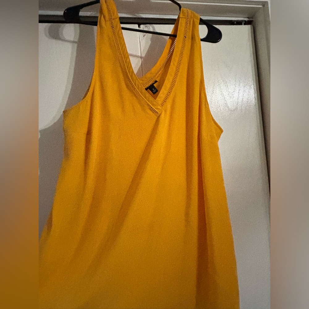 Torrid tank top. Yellow Size 3. SF/dog friendly home.